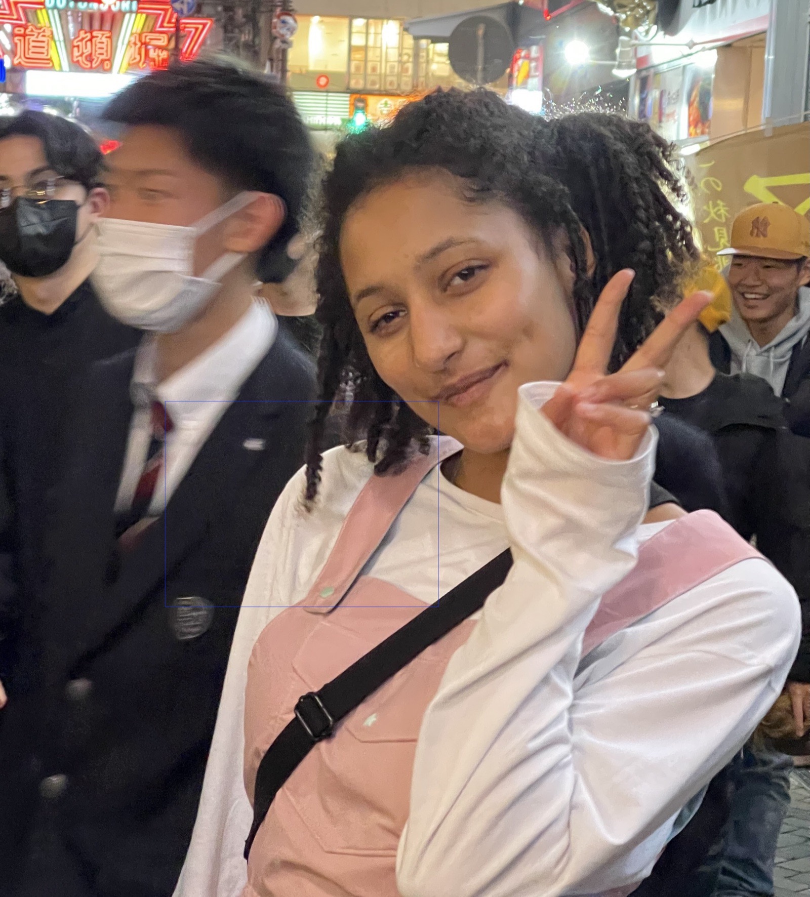 Elli, in Dotonbori, Osaka
